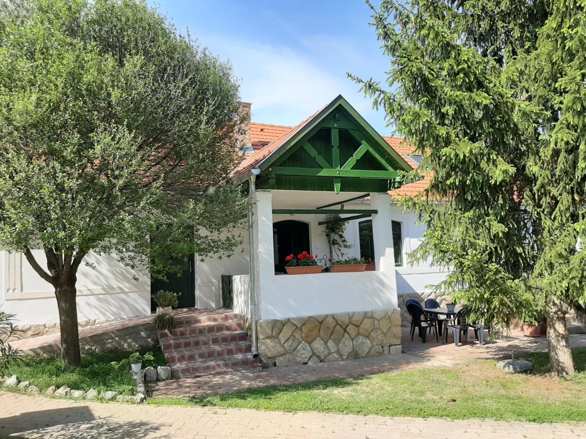 Natura Panzio&Apartmanhaz Orfű Zewnętrze zdjęcie