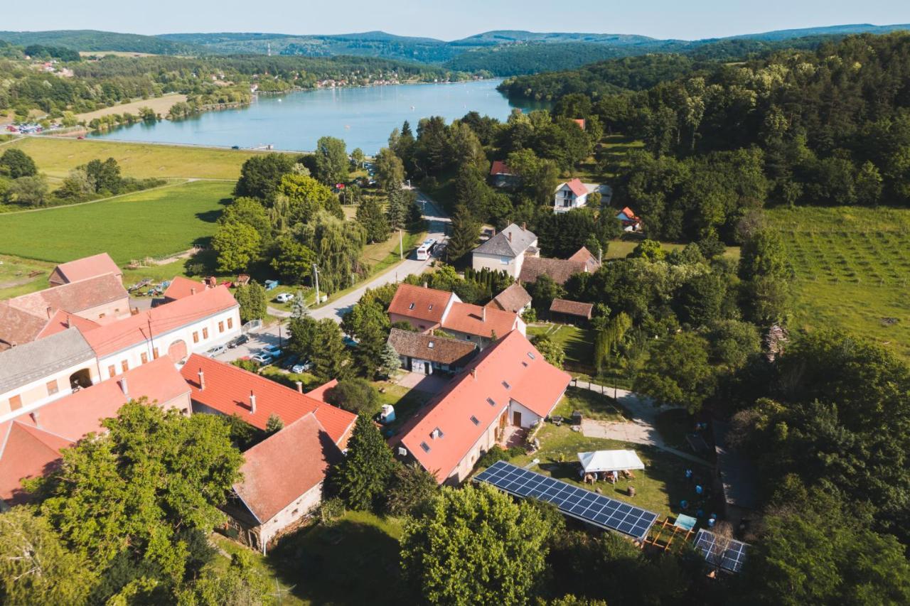 Natura Panzio&Apartmanhaz Orfű Zewnętrze zdjęcie