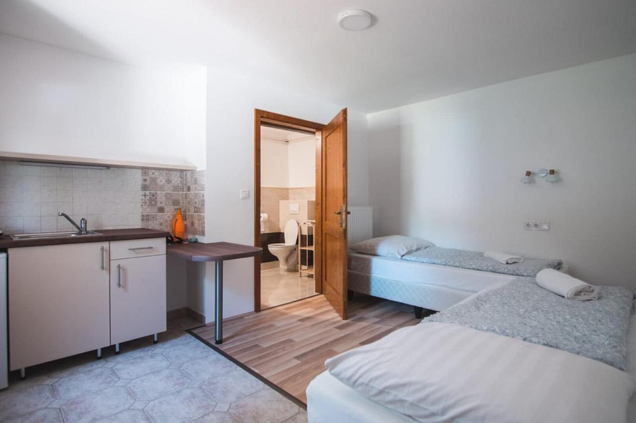Natura Panzio&Apartmanhaz Orfű Zewnętrze zdjęcie